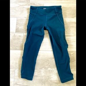 Size 12 girls used athleta leggings